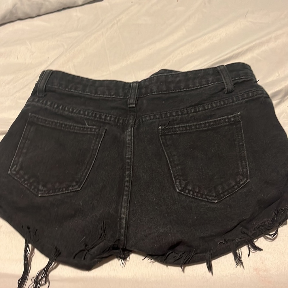 black ripped jean shorts - Picture 2 of 2